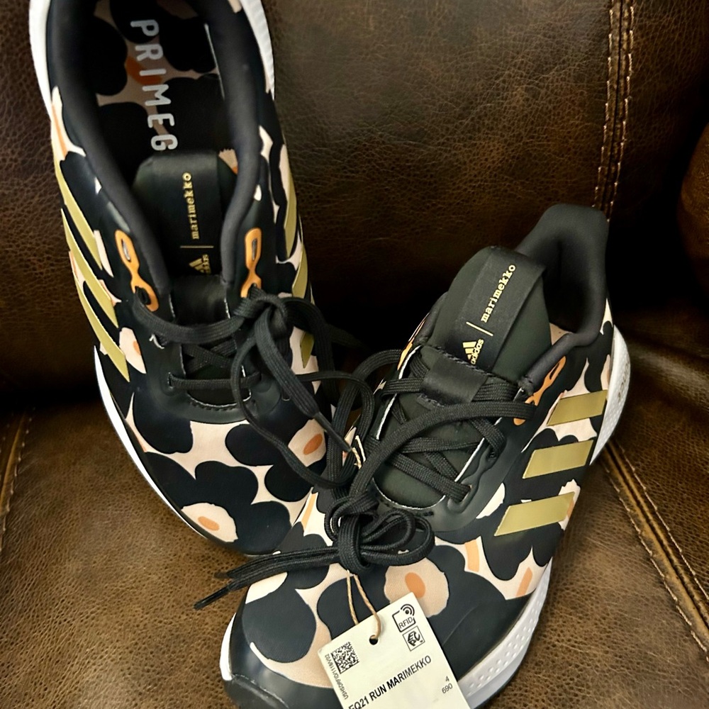 Adidas EQ21 Run Marimekko Primo Green Floral Camo Sneakers with Bounce midsole